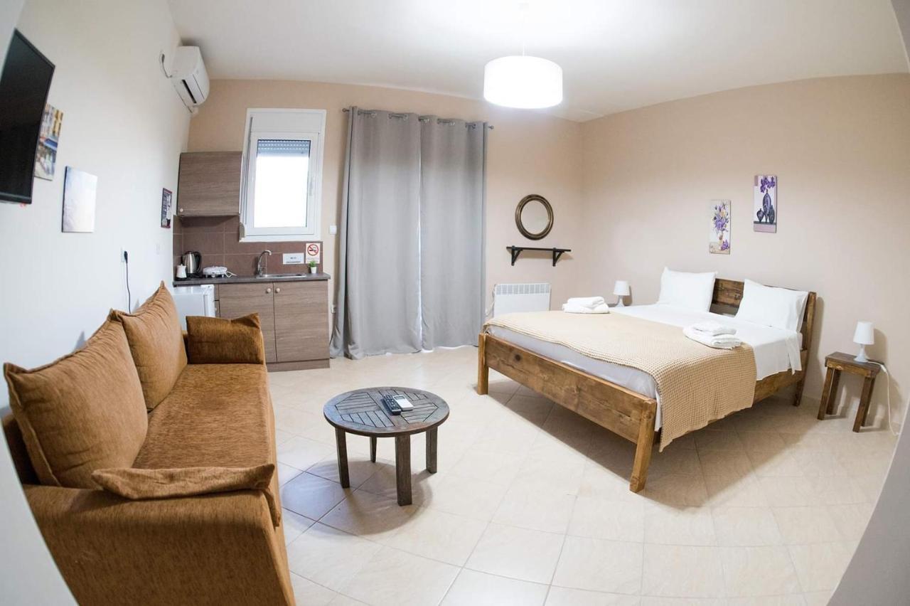 Mirmidones Anesis Apartamento Agrelia Exterior foto